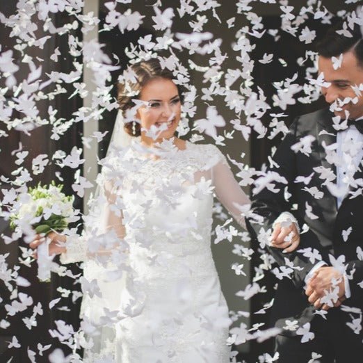 Konfetti Kanone mit weißen Schmetterlingen ♡ 60 cm - Wedding-Secrets