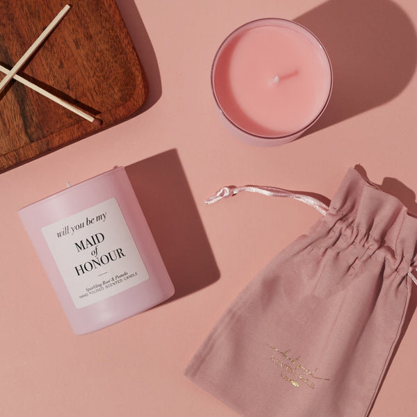 MAID OF HONOUR Duftkerze pink - Wedding-Secrets