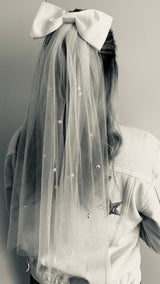 Perlenschleier mit Satin-Schleife ♡ JGA Schleier Bride to be - Wedding-Secrets